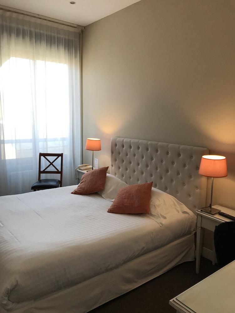 Hotel Le Renoir Sarlat-la-Caneda Ngoại thất bức ảnh